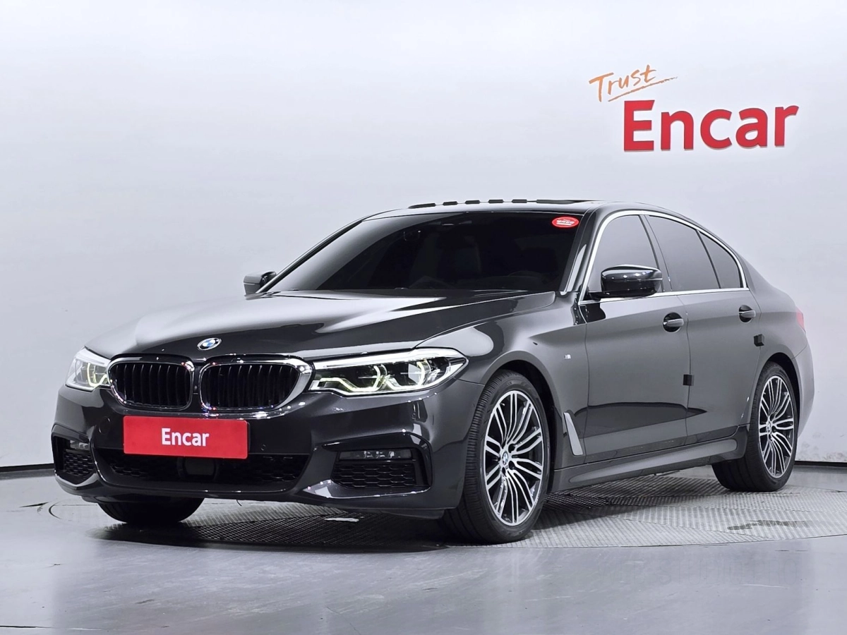 BMW 5-SERIES G30 2020