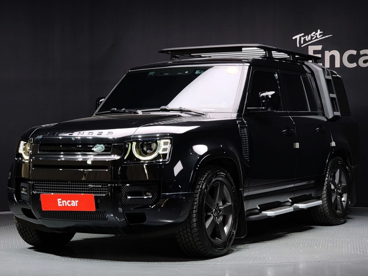 LAND ROVER DEFENDER L663 2023