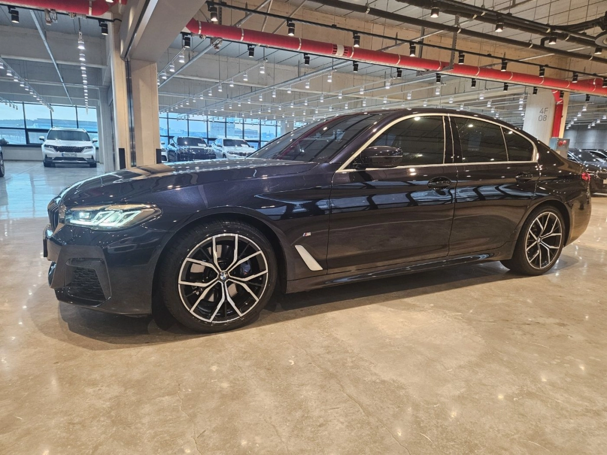 BMW 5-SERIES G30