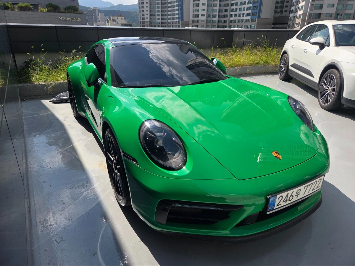 PORSCHE 911 992  2022