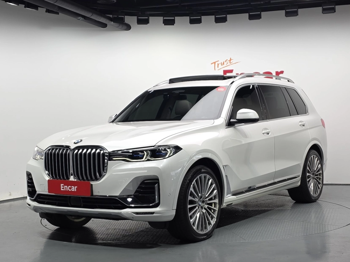 BMW X7 G07 2021