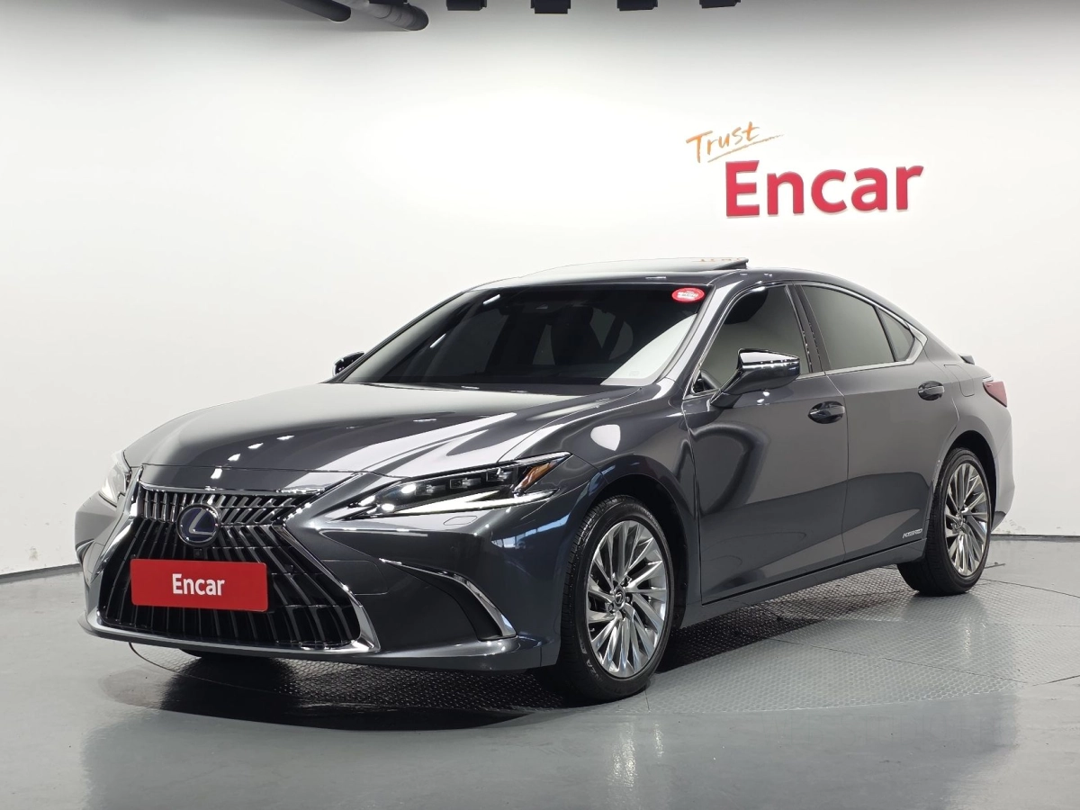 LEXUS ES300H  2022