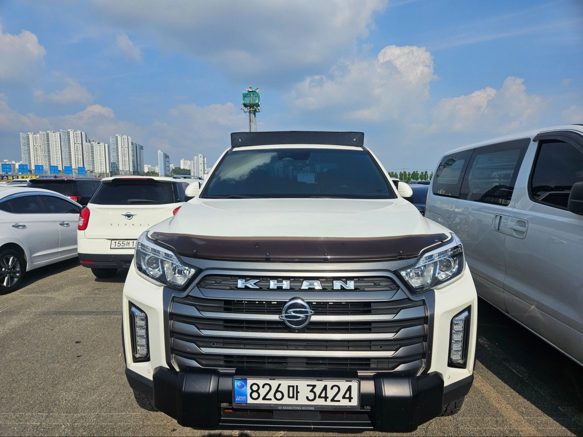 SSANGYONG REXTON SPORTS CAR