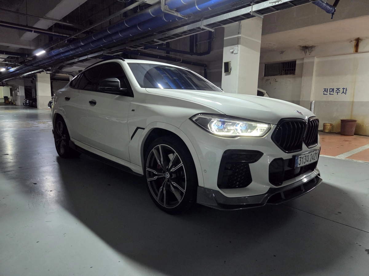 BMW X6 G06