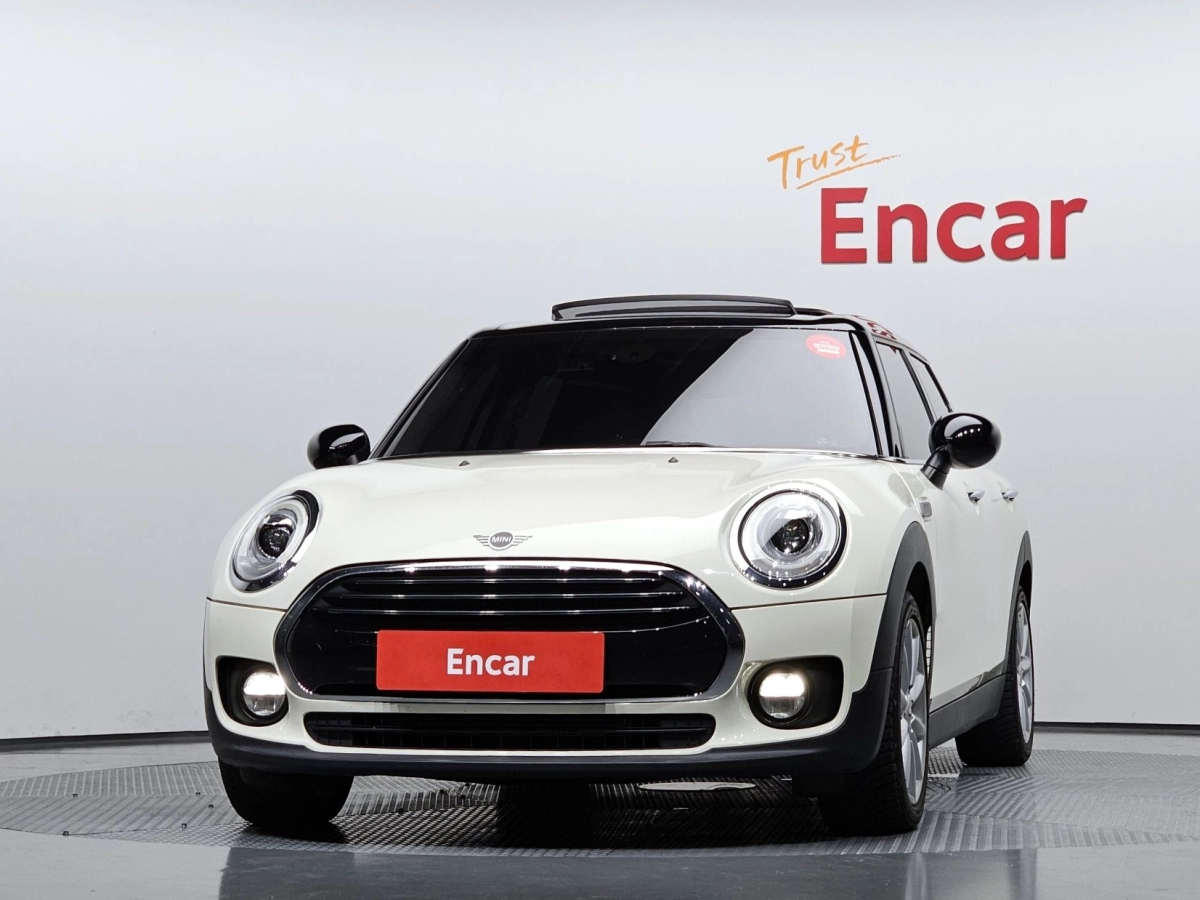 MINI CLUBMAN COOPER D