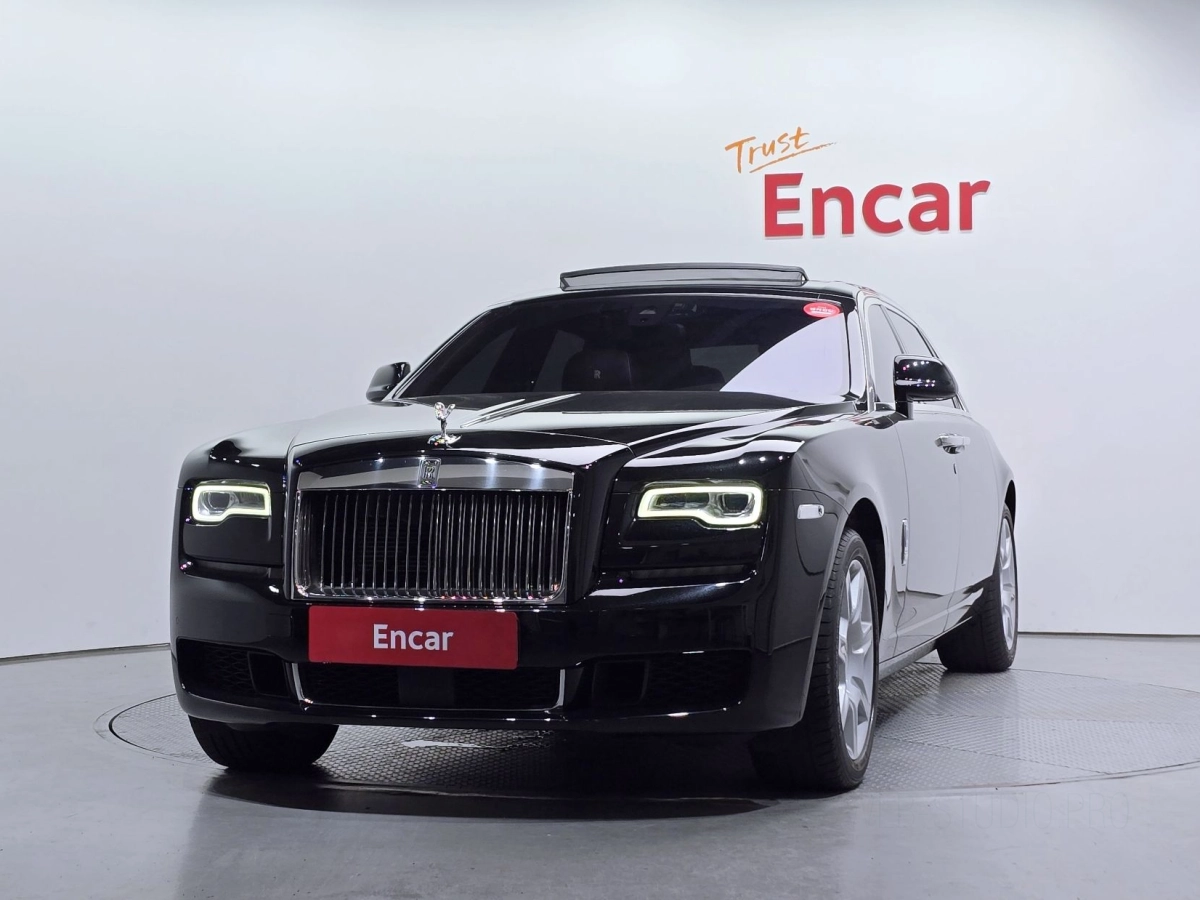 ROLLS ROYCE GHOST