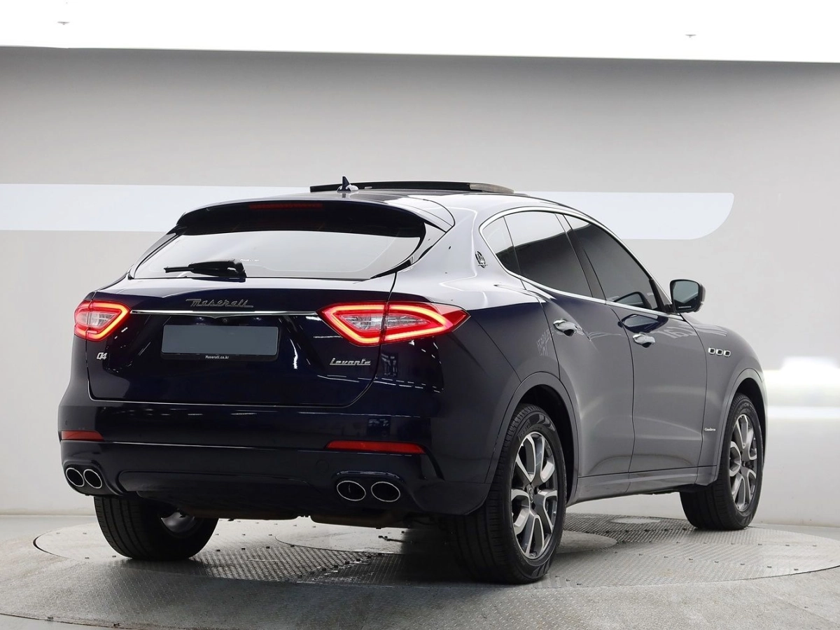 MASERATI LEVANTE