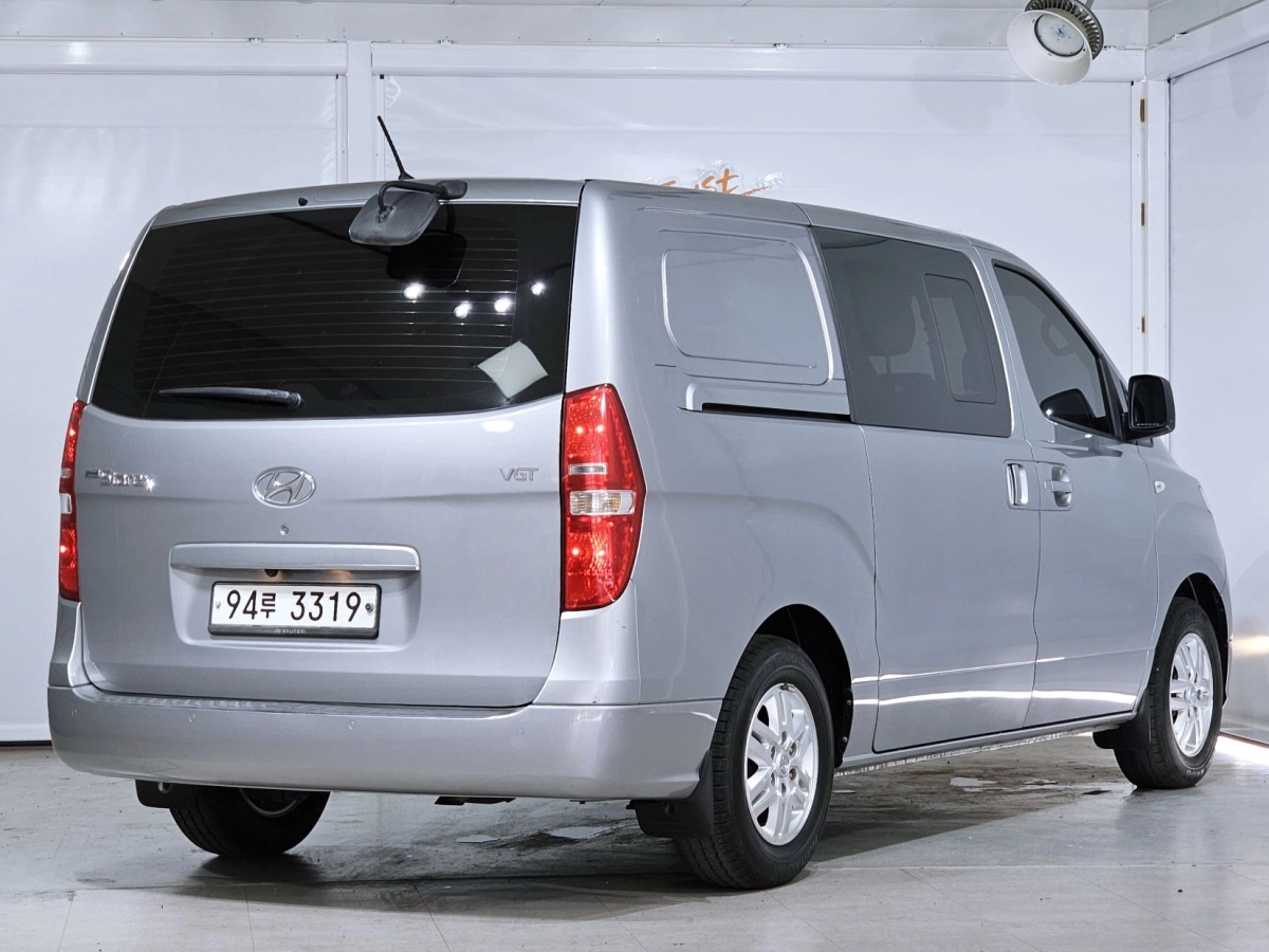HYUNDAI STAREX GRAND