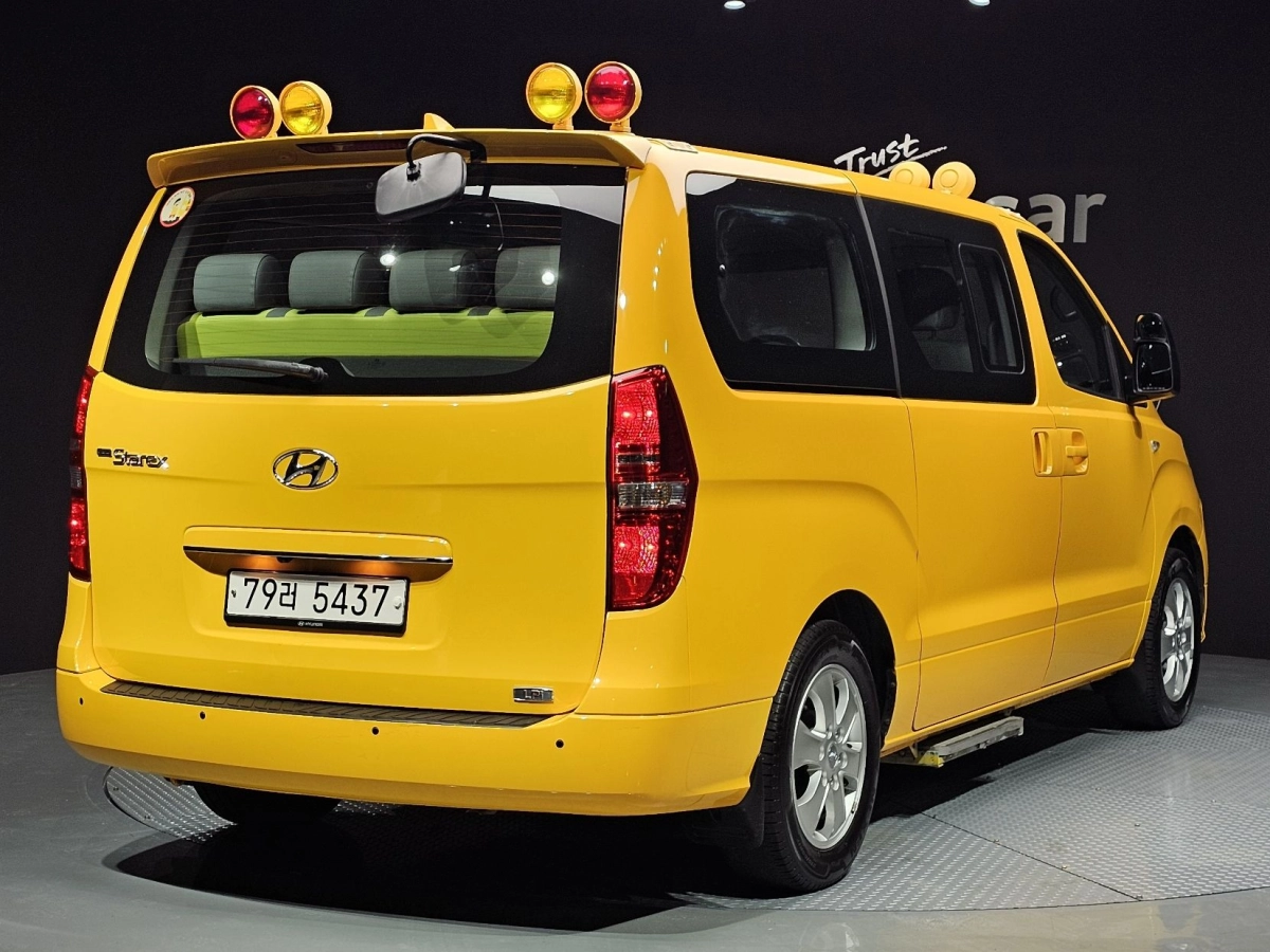 HYUNDAI STAREX GRAND