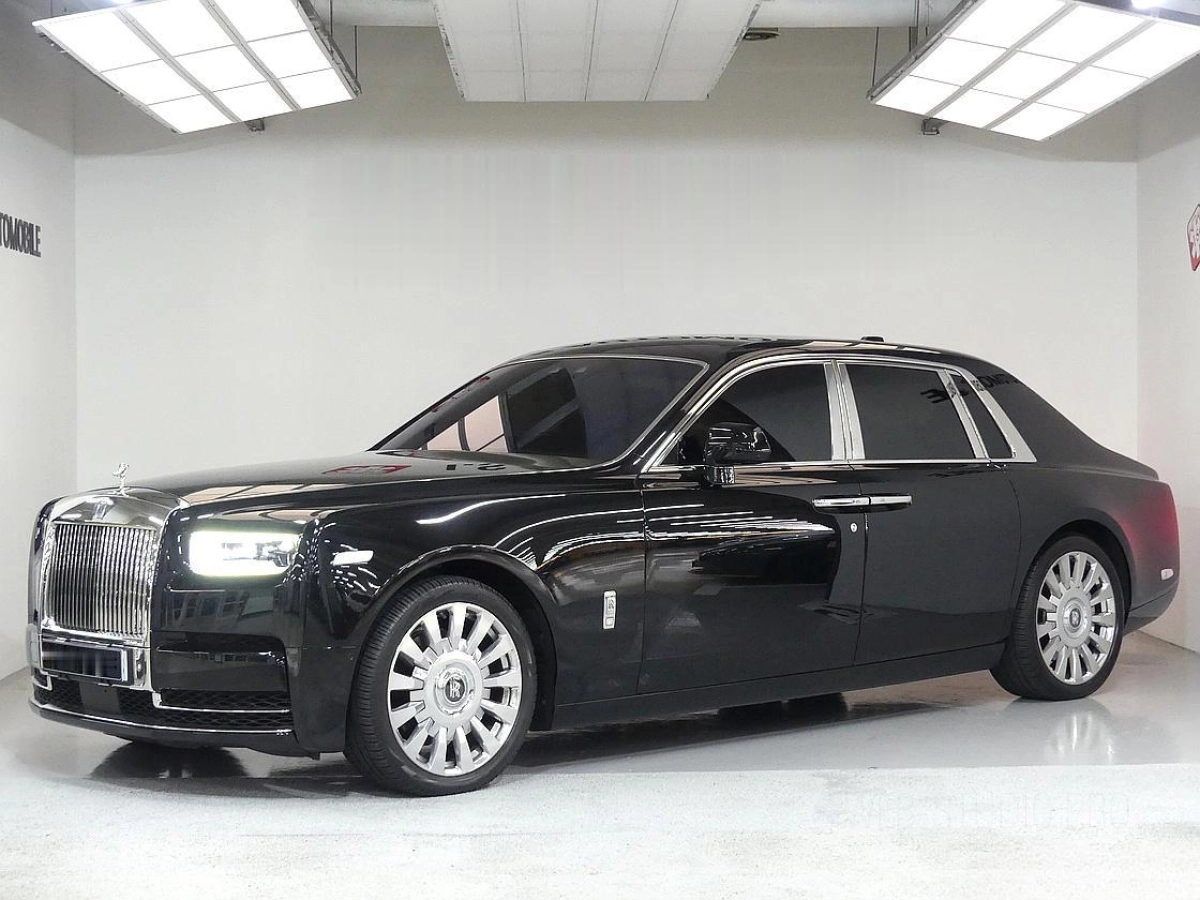 ROLLS ROYCE PHANTOM  2019