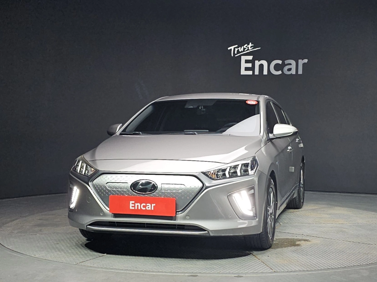 HYUNDAI IONIQ ELECTRIC