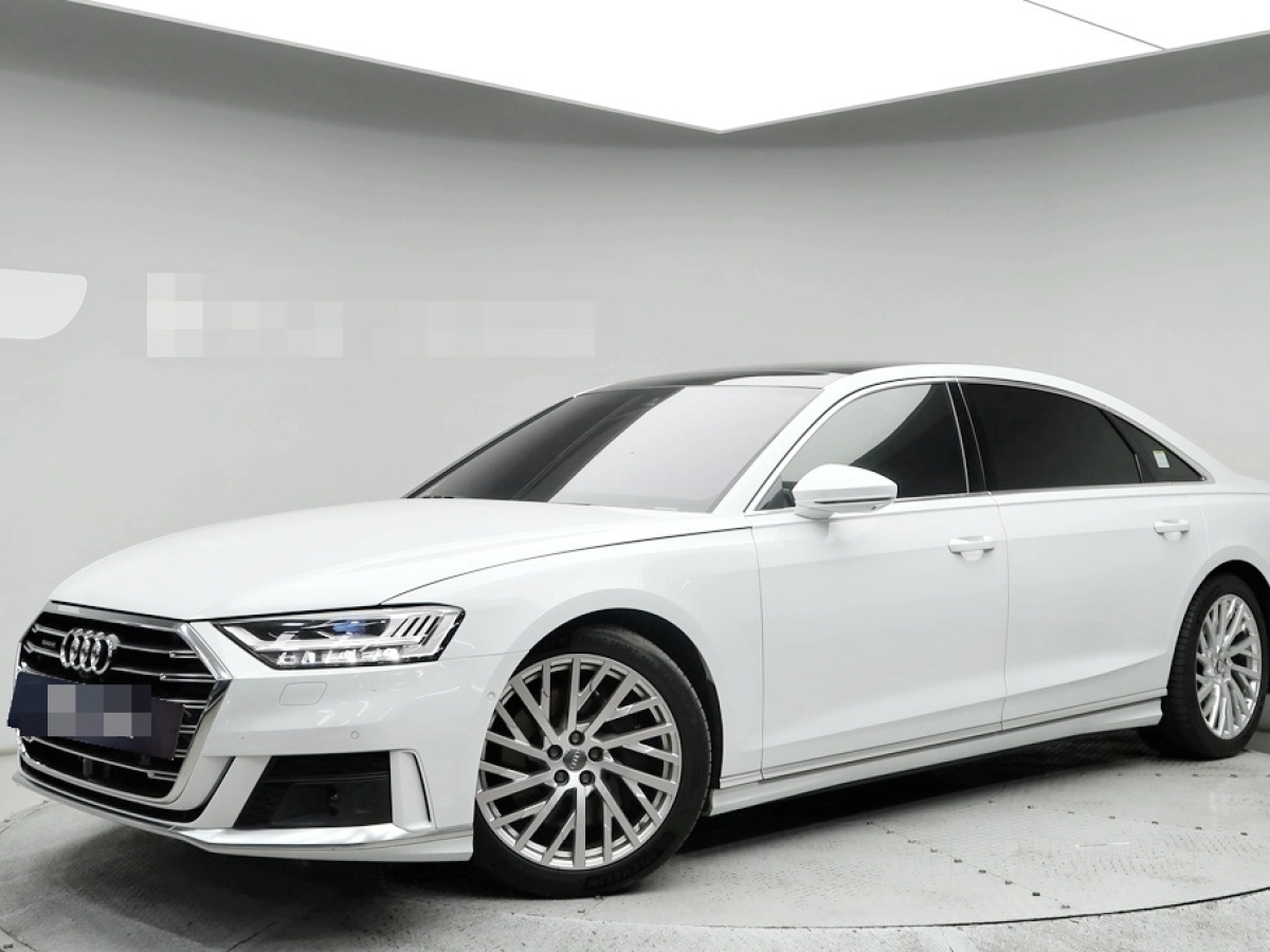 AUDI A8 D5