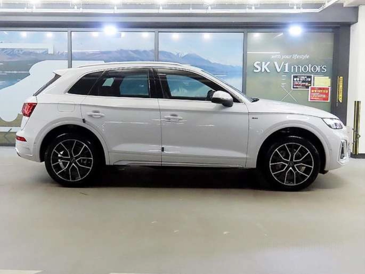 AUDI Q5 FY