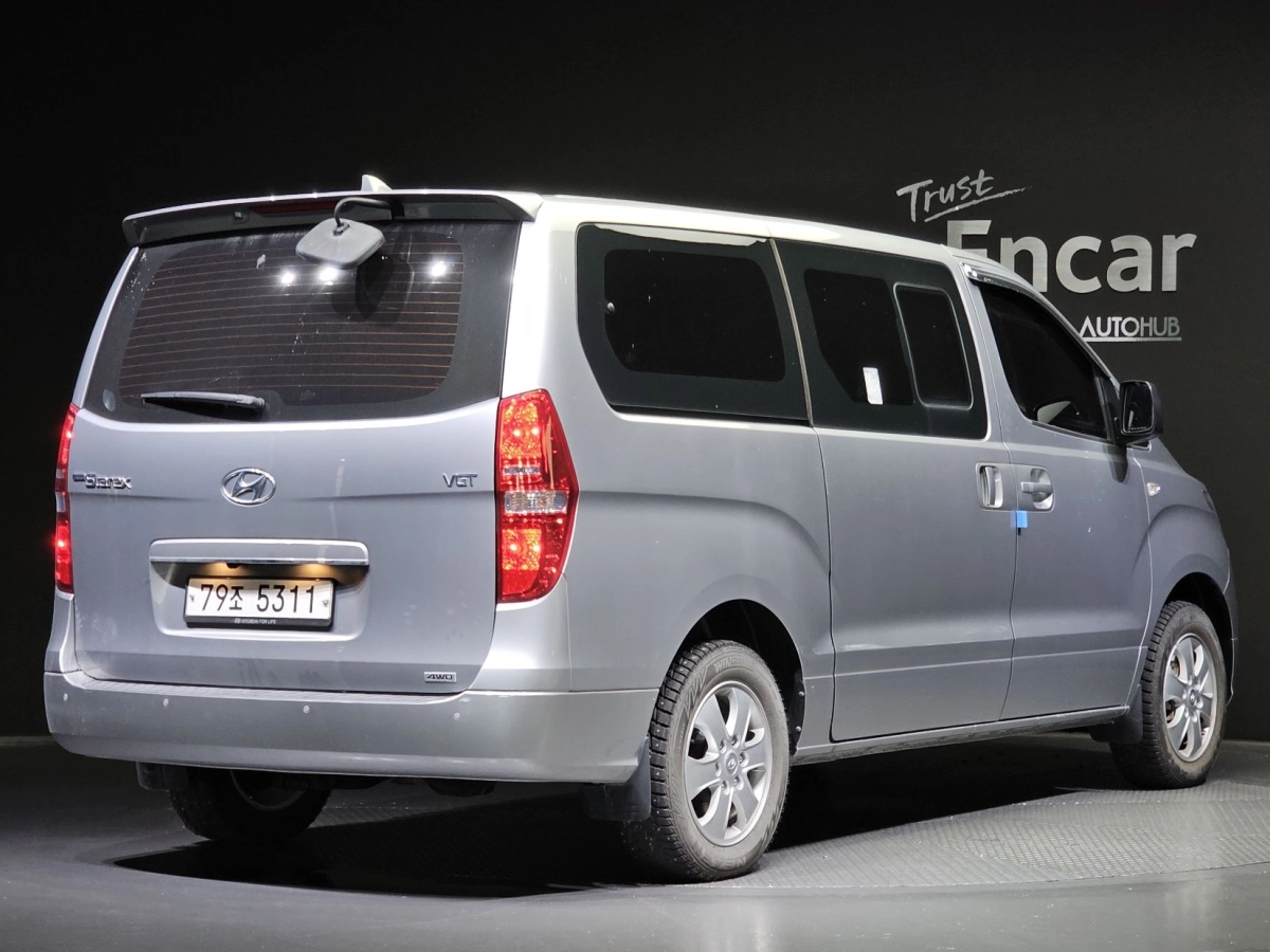 HYUNDAI STAREX GRAND