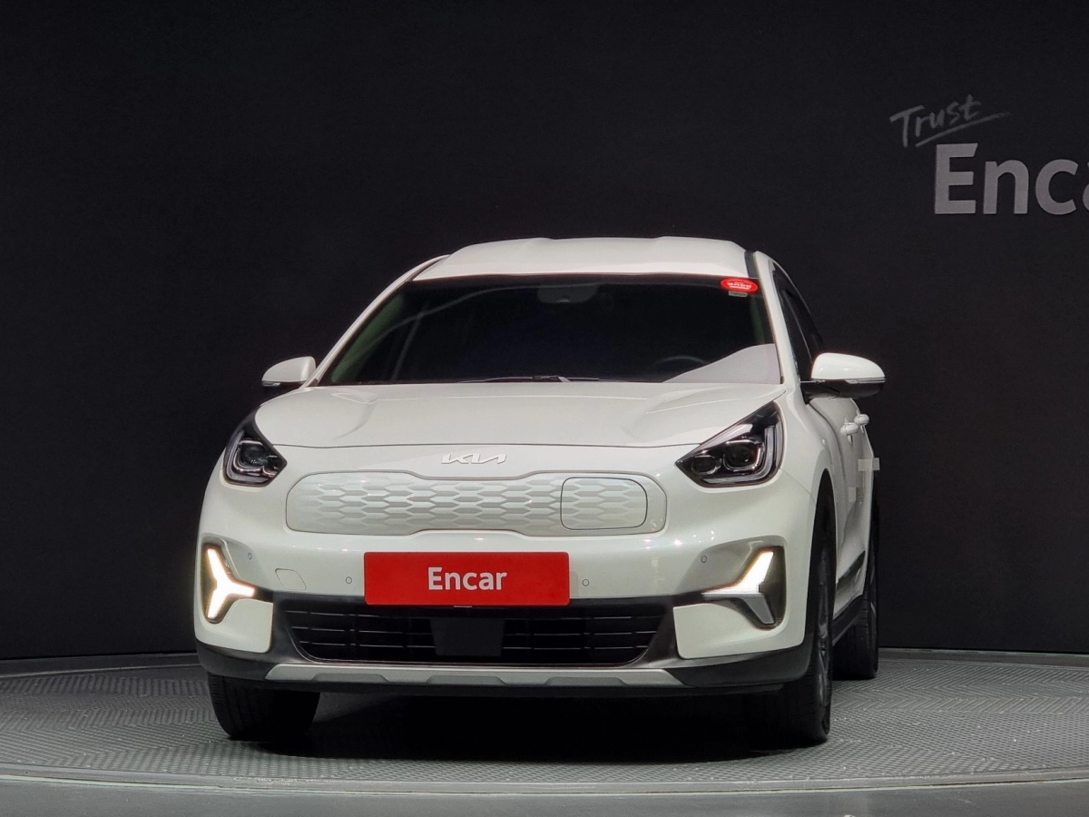 KIA NIRO PLUS