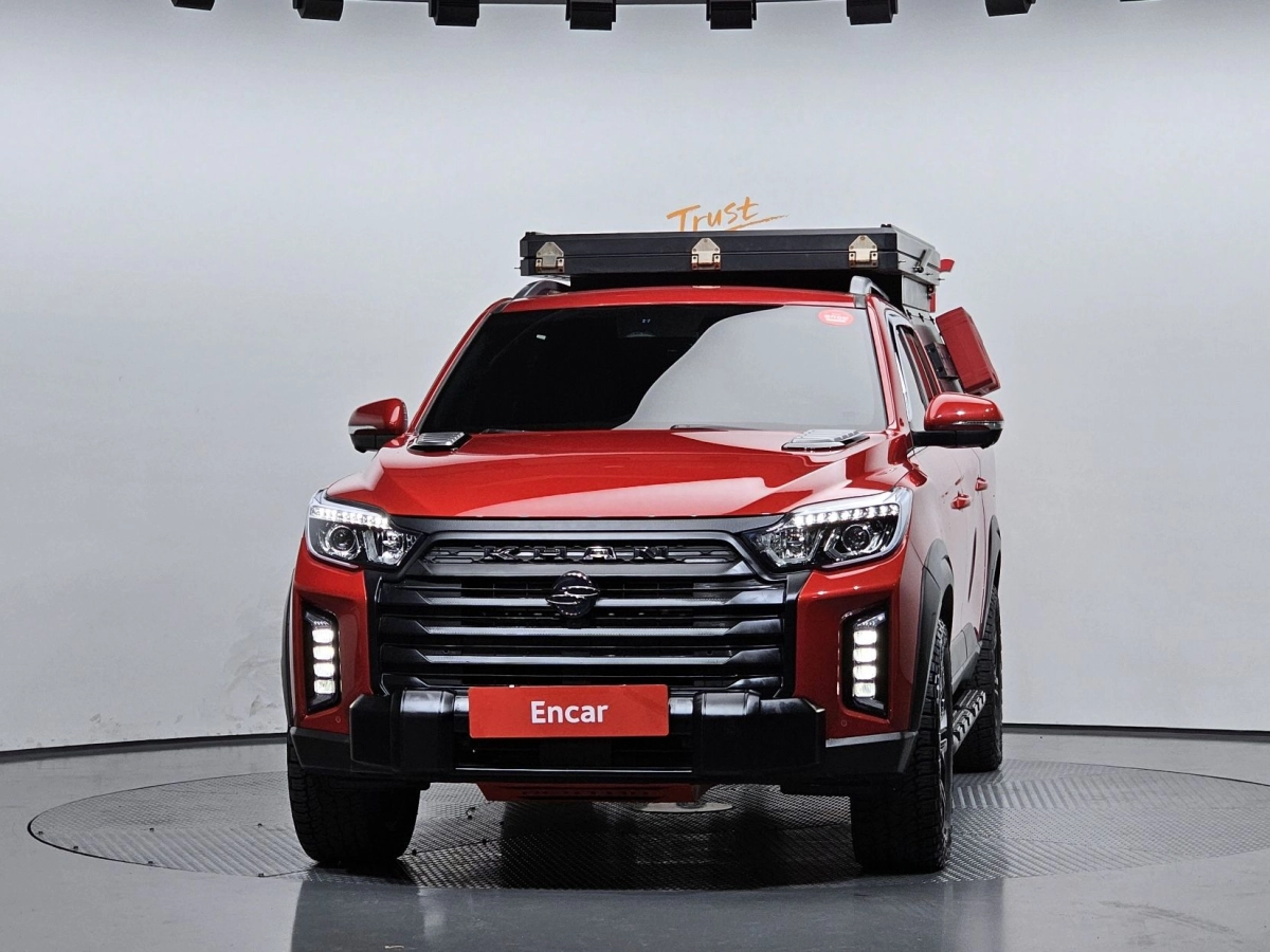 SSANGYONG REXTON SPORTS CAR