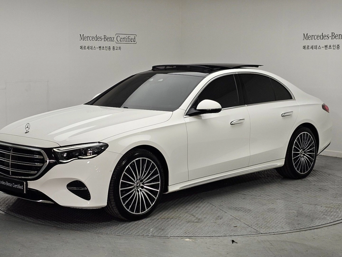 MERCEDES BENZ E-CLASS W214 2024