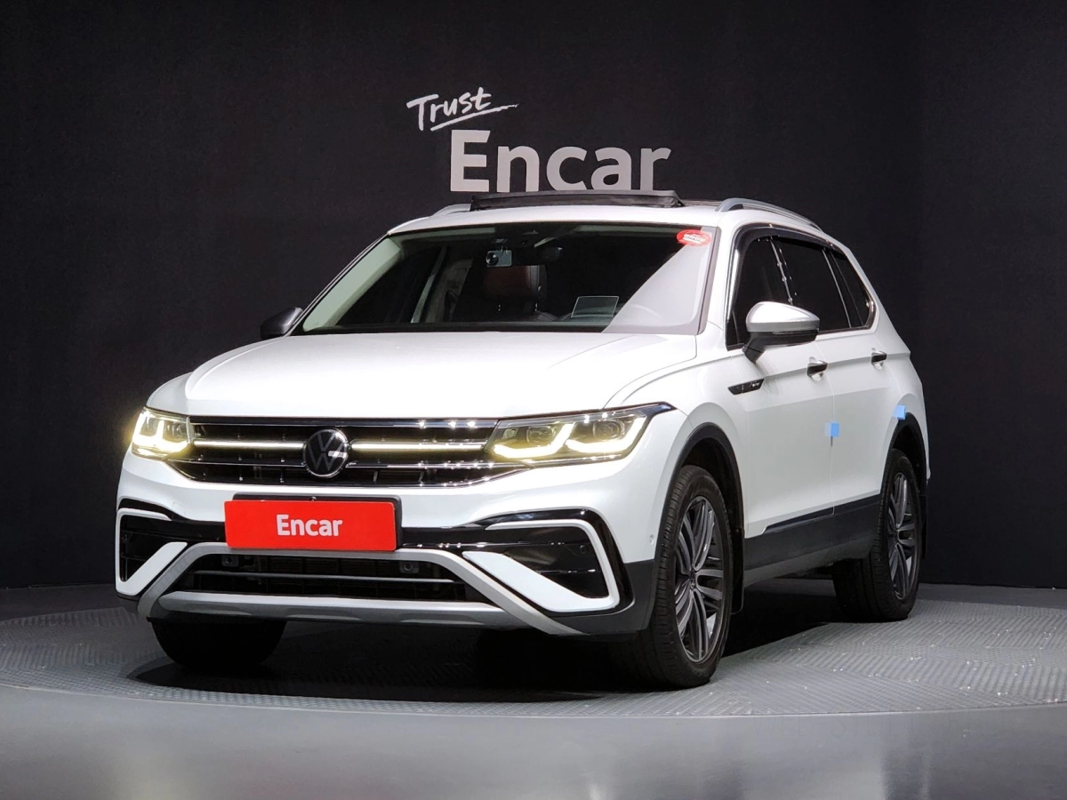 VOLKSWAGEN TIGUAN ALLSPACE