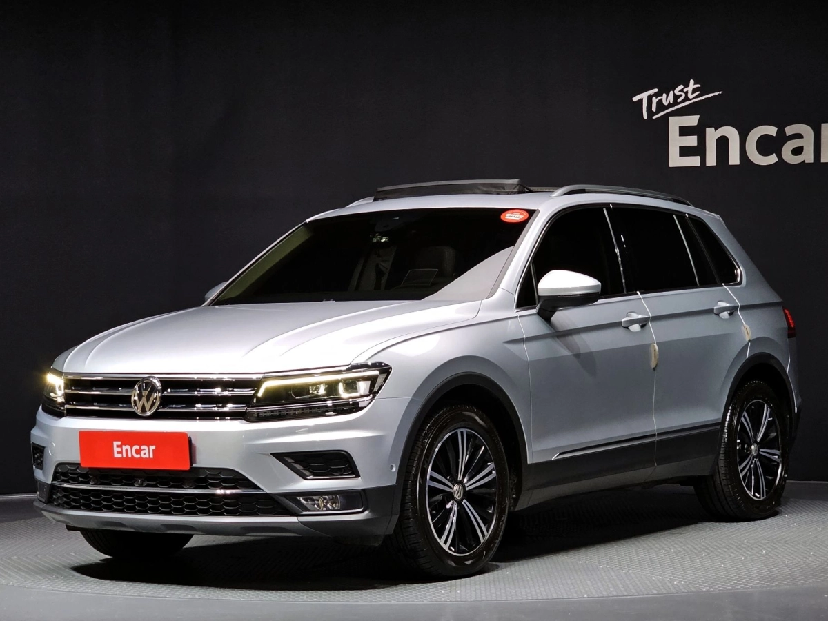 VOLKSWAGEN TIGUAN 2019