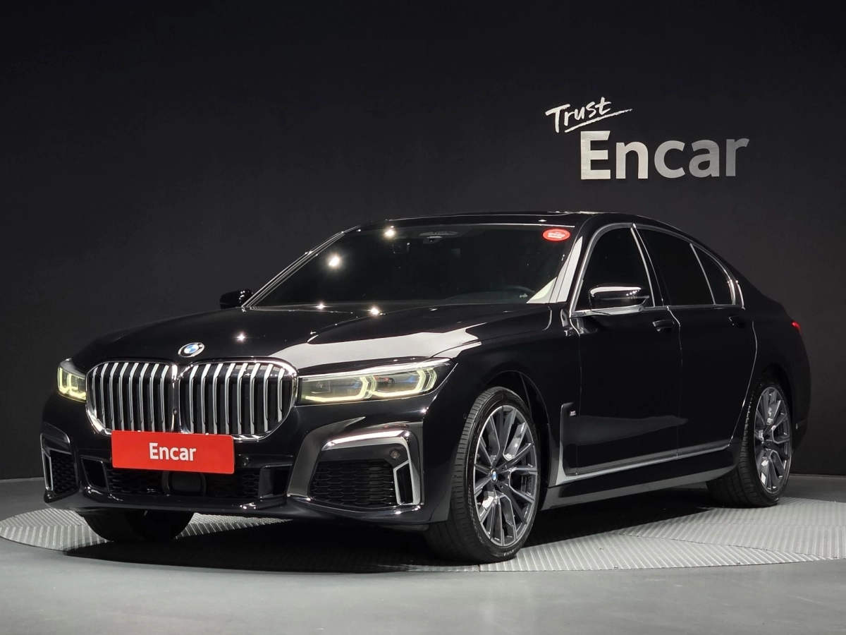 BMW 7-SERIES G11 2021