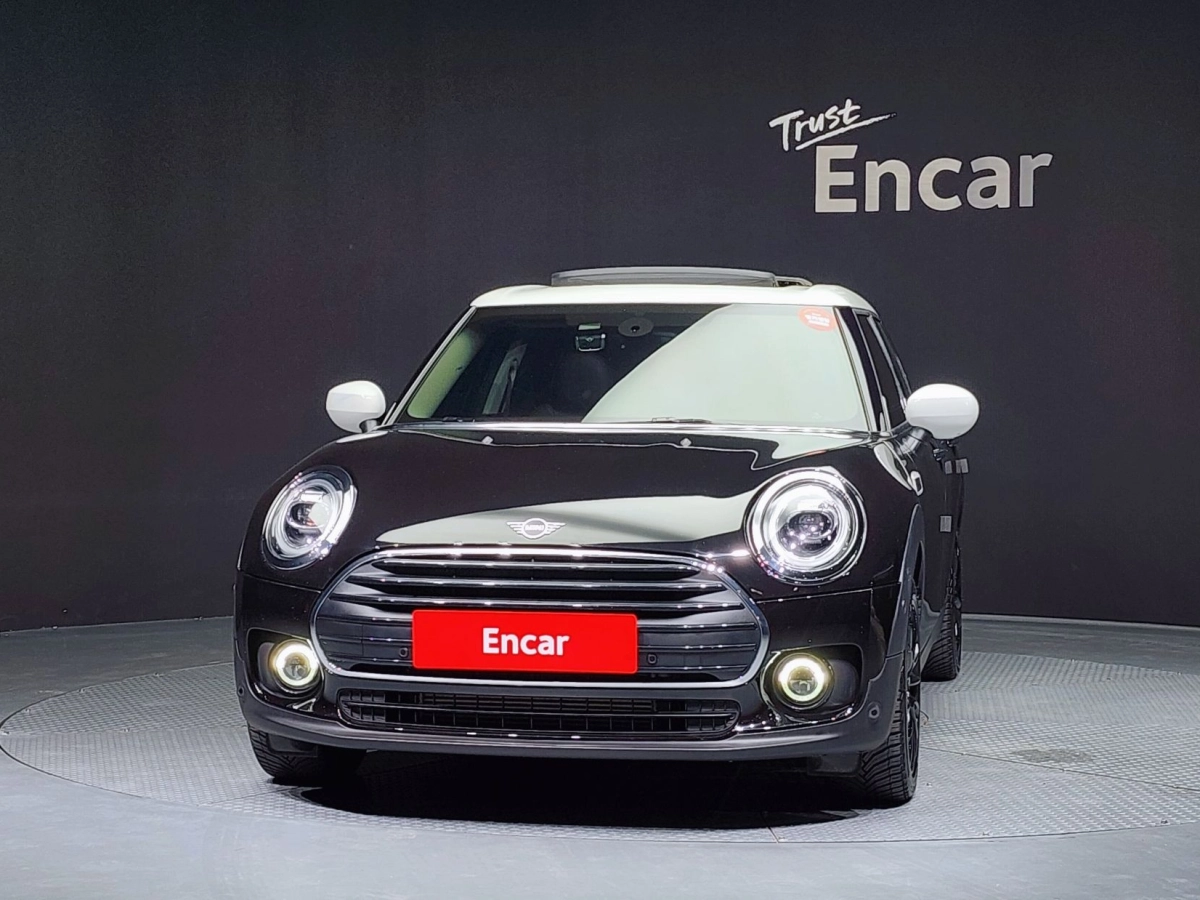 MINI CLUBMAN COOPER D