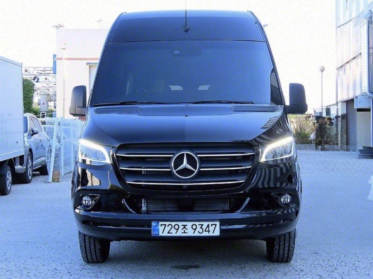 MERCEDES BENZ SPRINTER