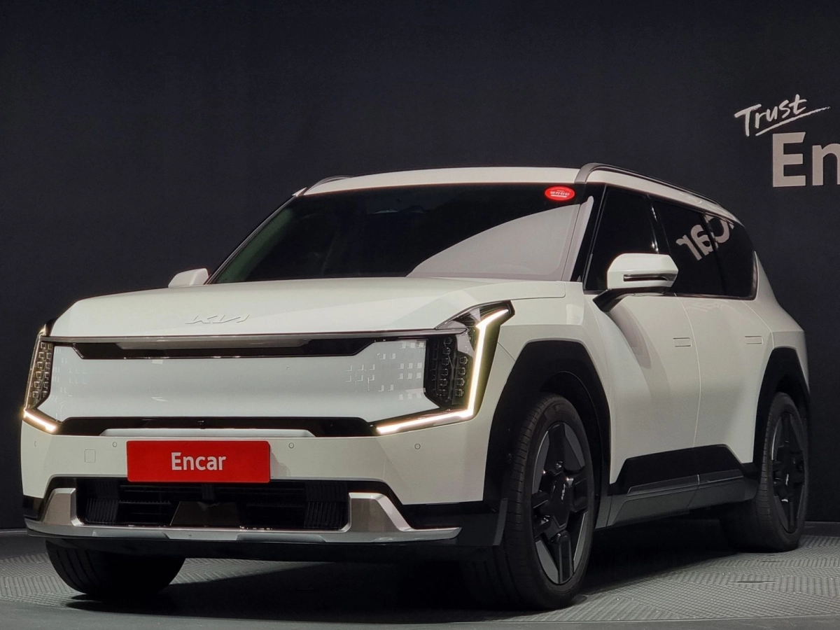 KIA EV9
