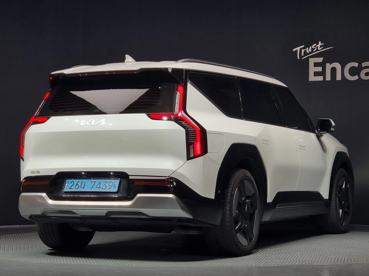 KIA EV9