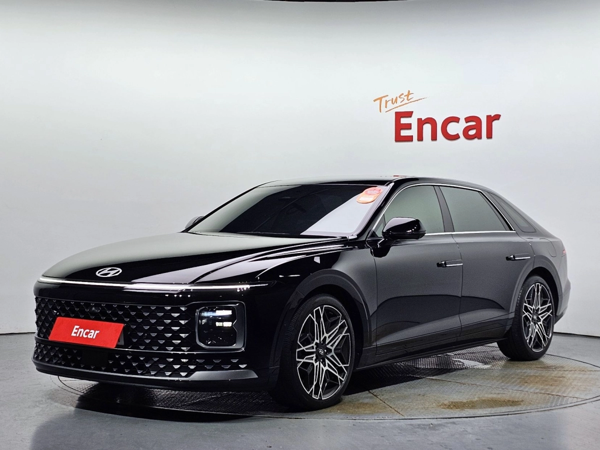 HYUNDAI GRANDEUR GN7  2023