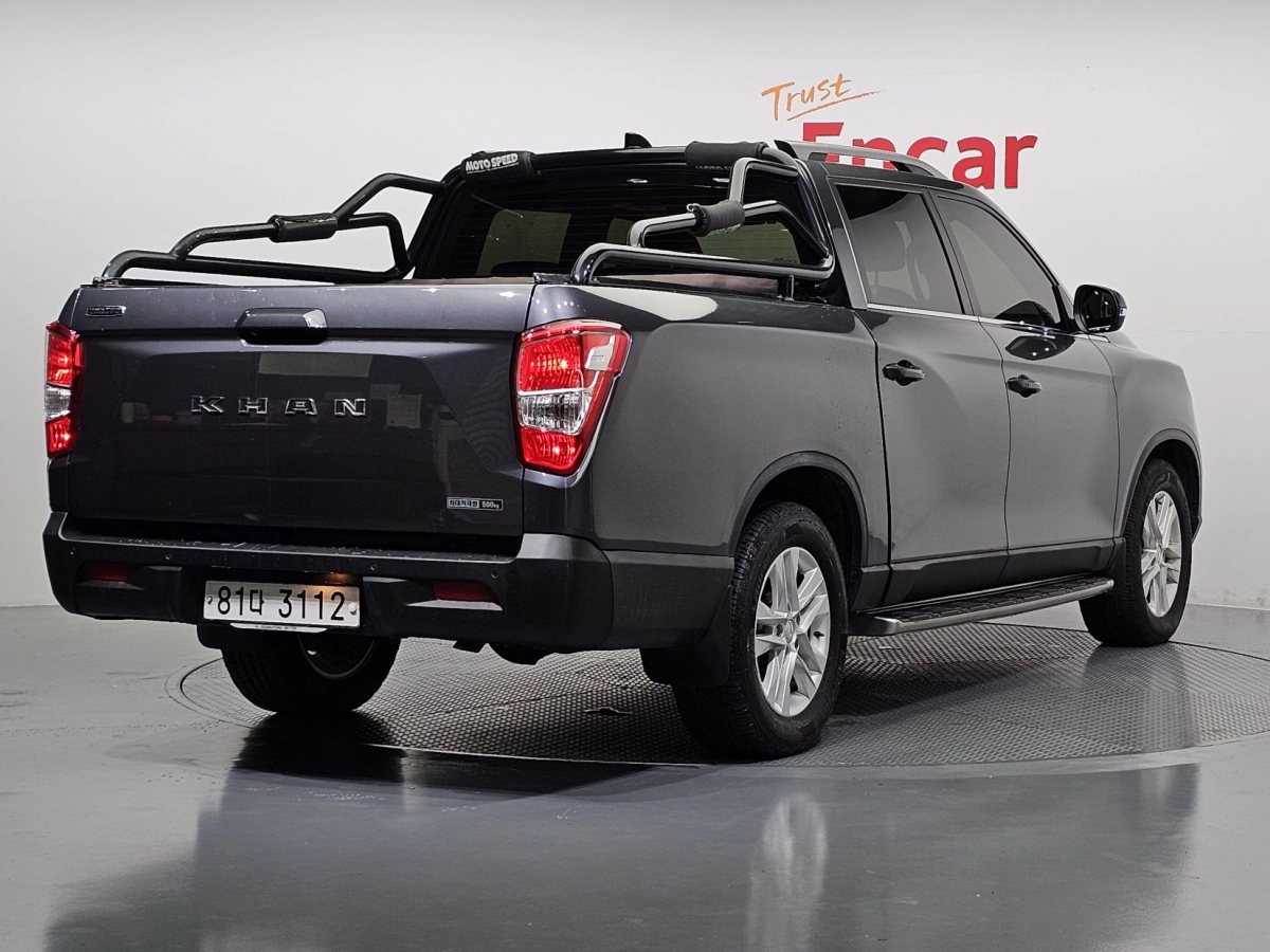 SSANGYONG REXTON SPORTS CAR