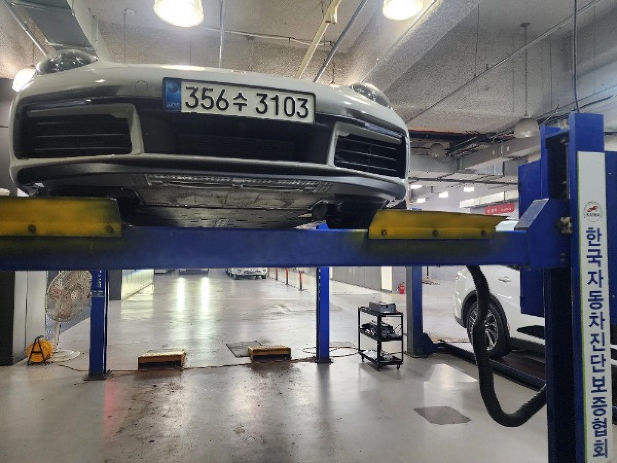 PORSCHE 911 992  2020