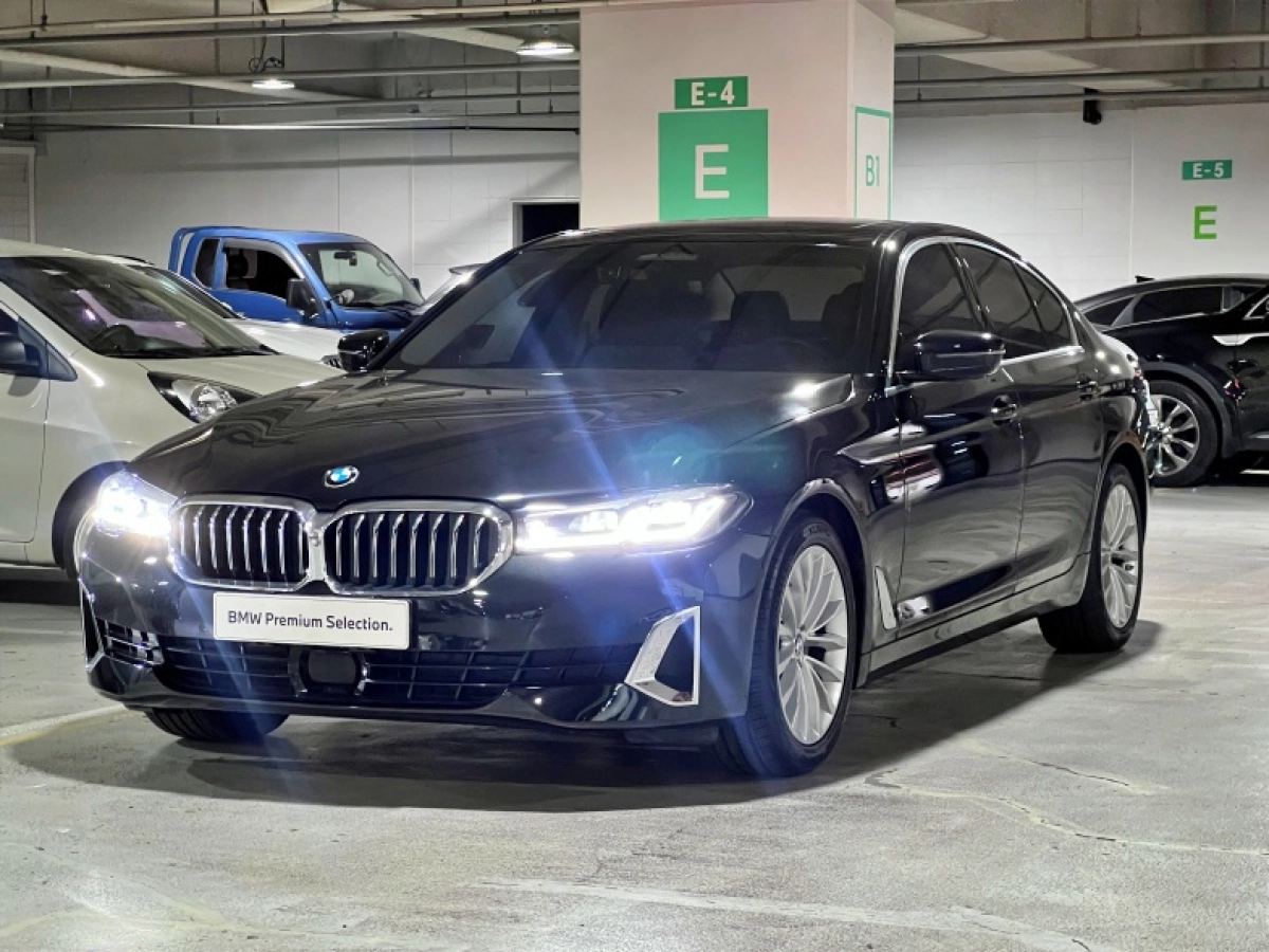 BMW 5-SERIES G30