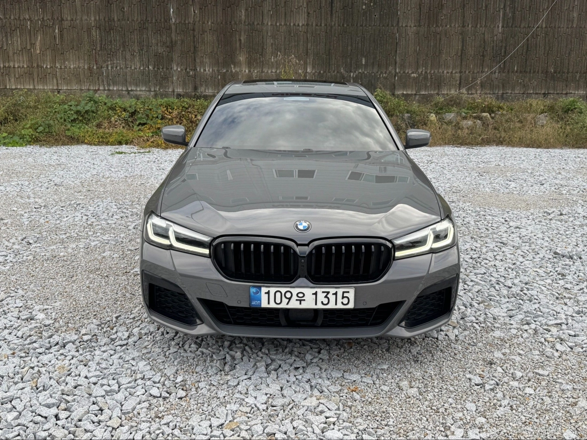 BMW 5-SERIES G30