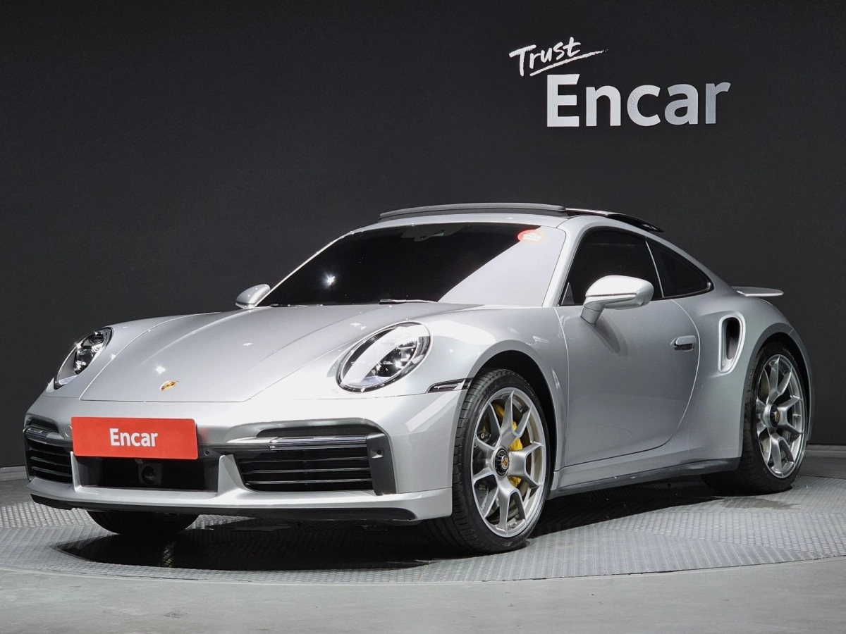 PORSCHE 911 992  2023