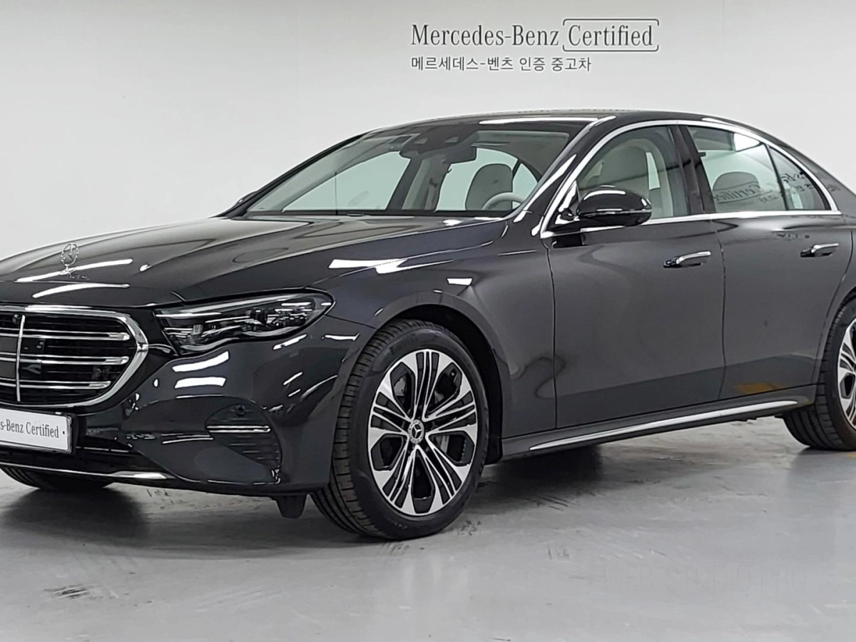 MERCEDES BENZ E-CLASS W214  2025