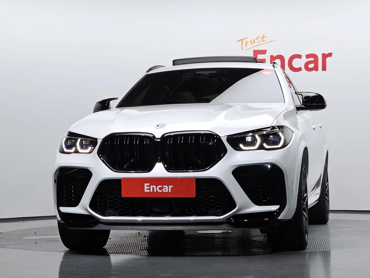 BMW X6M G06