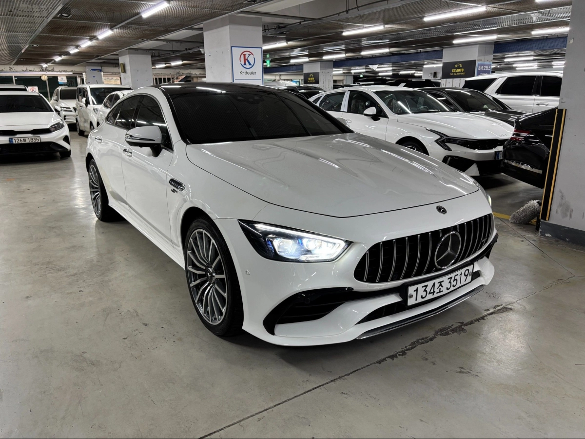 MERCEDES BENZ AMG GT