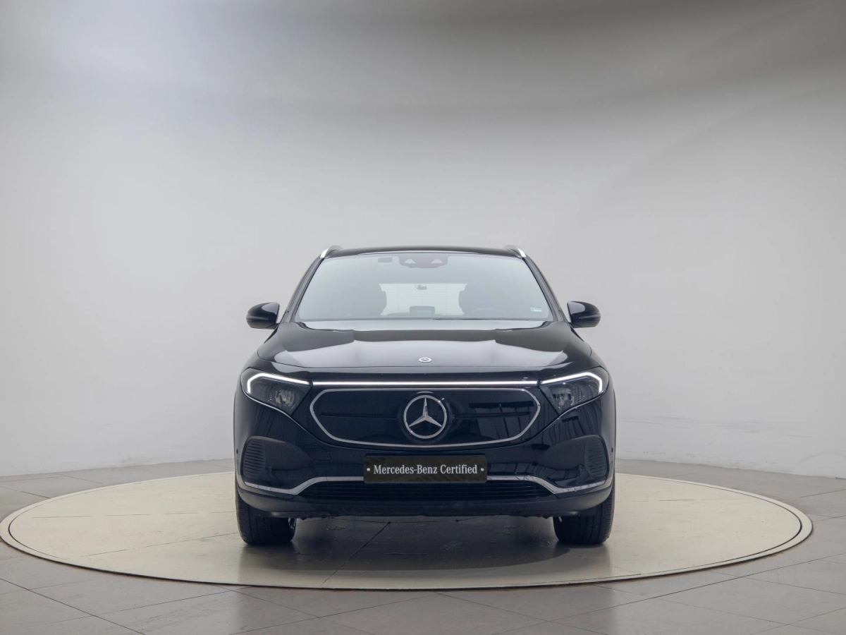 MERCEDES BENZ EQA H243