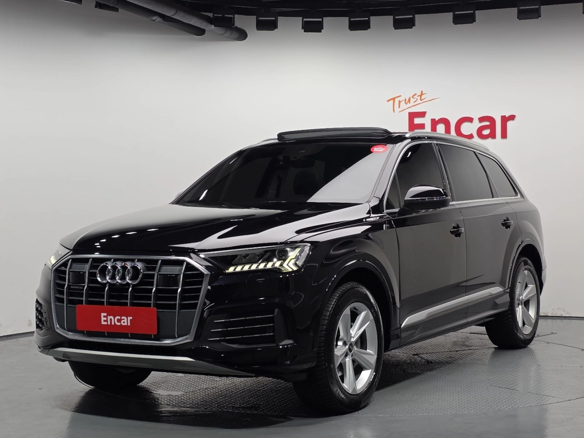 AUDI Q7 4M