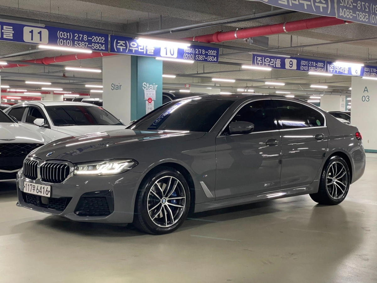 BMW 5-SERIES G30 2022