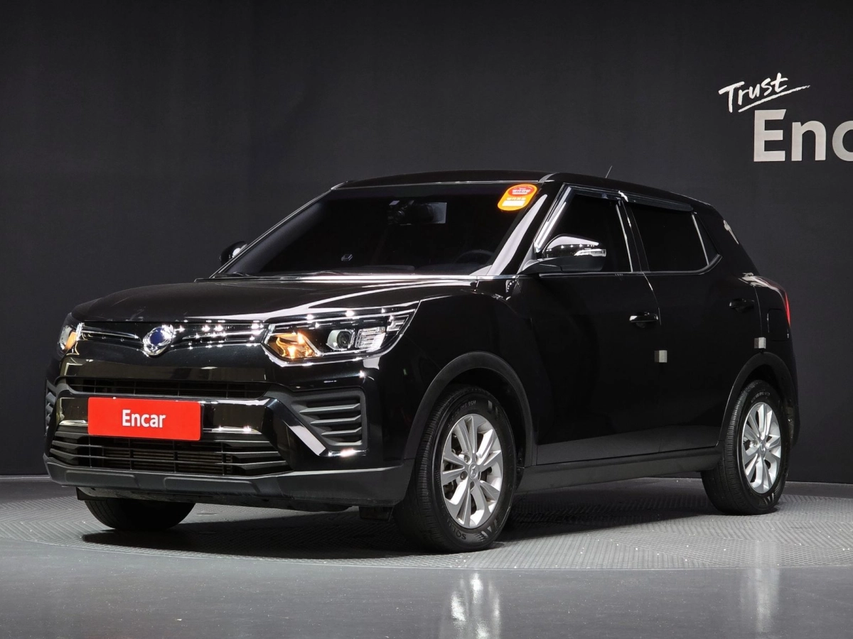 SSANGYONG TIVOLI VERY NEW