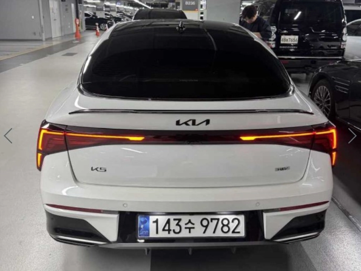 KIA K5 HYBRID
