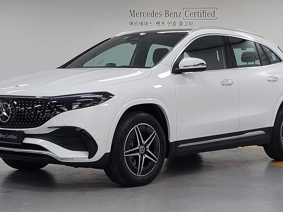 MERCEDES BENZ EQA H243
