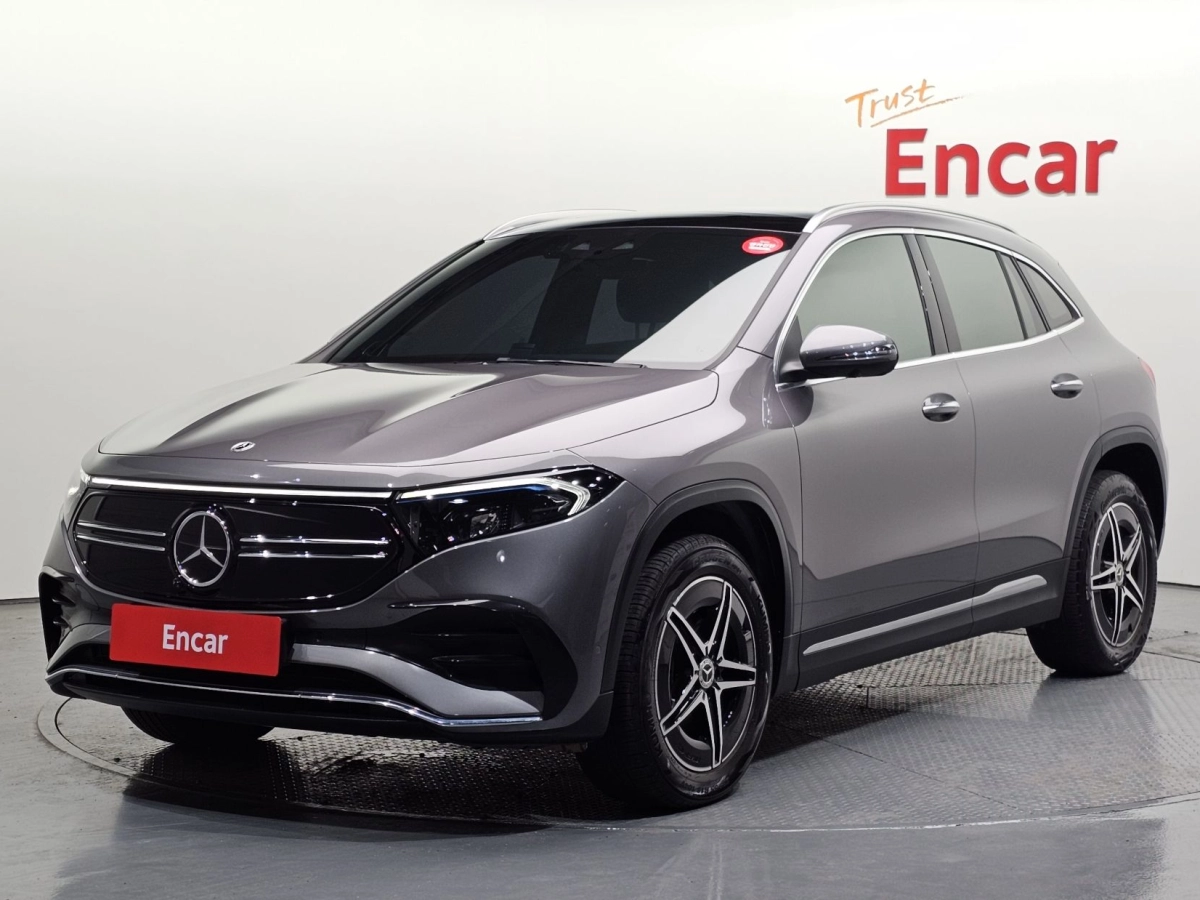 MERCEDES BENZ EQA H243