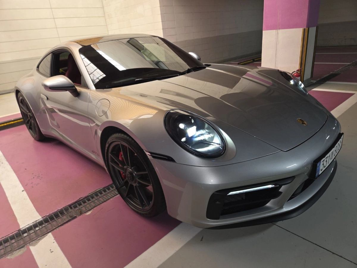 PORSCHE 911 992  2022