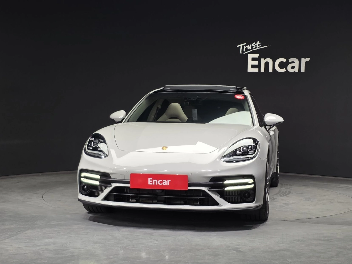 PORSCHE PANAMERA 971