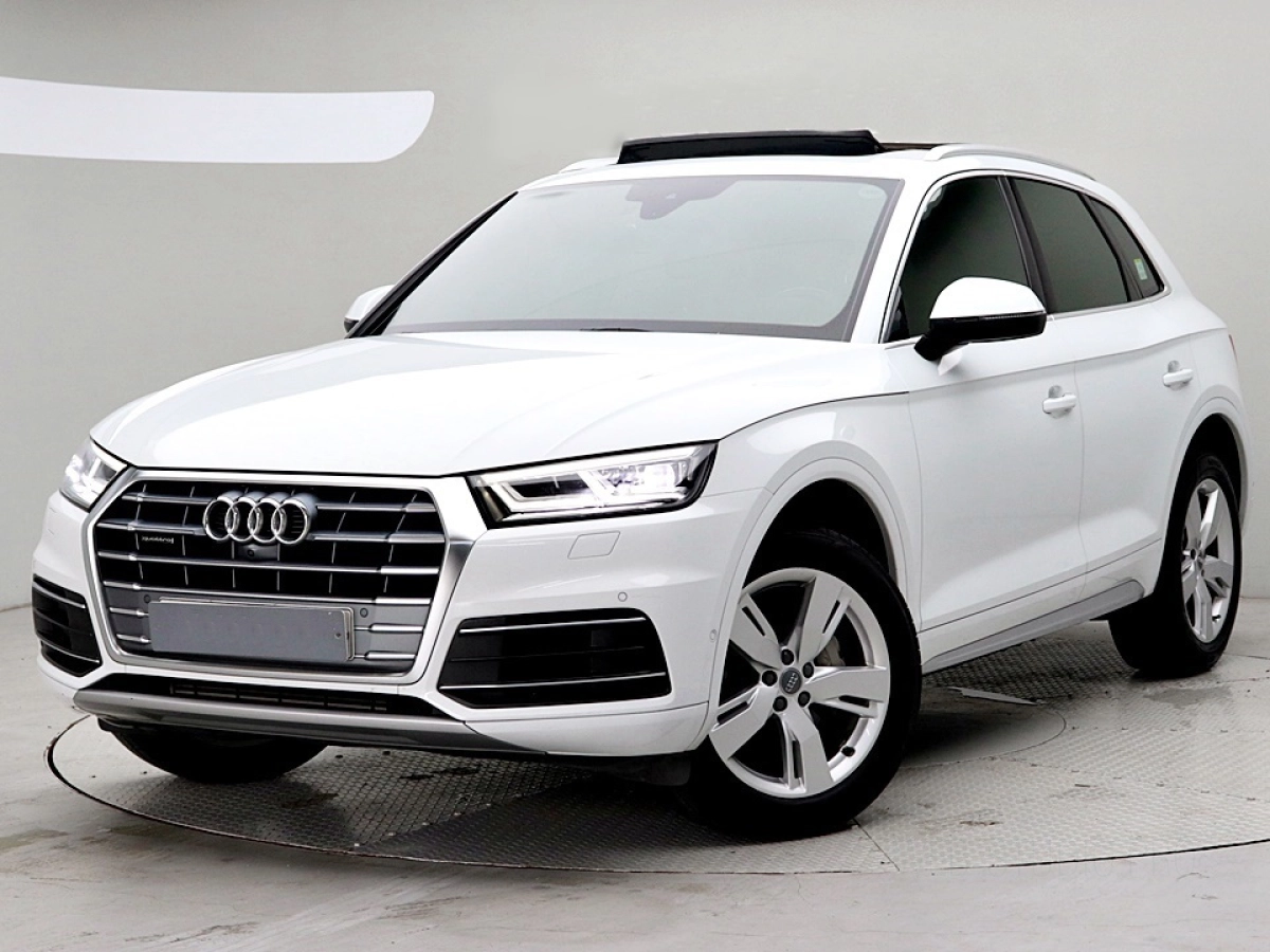 AUDI Q5 FY