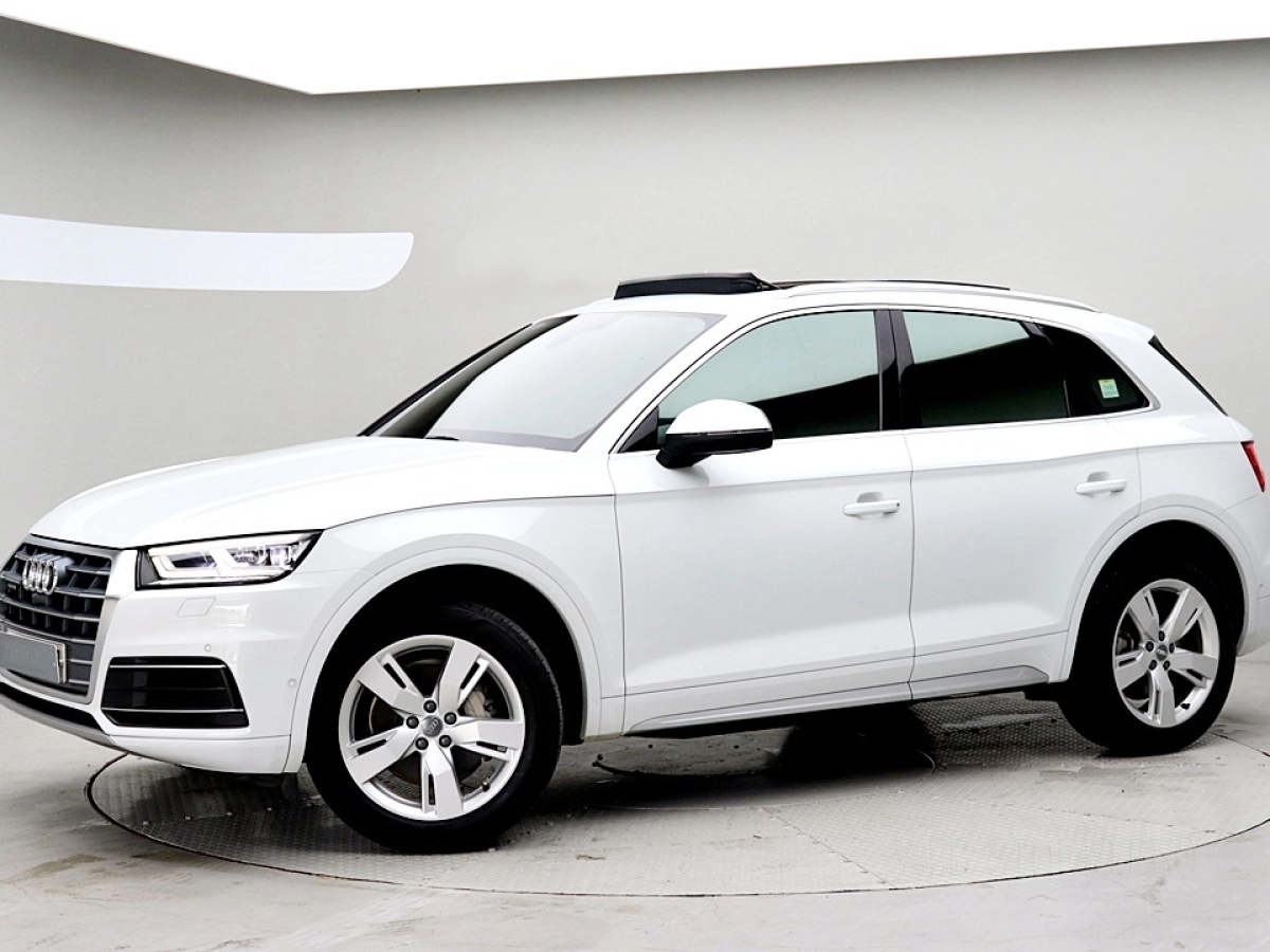 AUDI Q5 FY