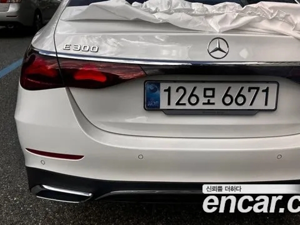 MERCEDES BENZ E-CLASS W214