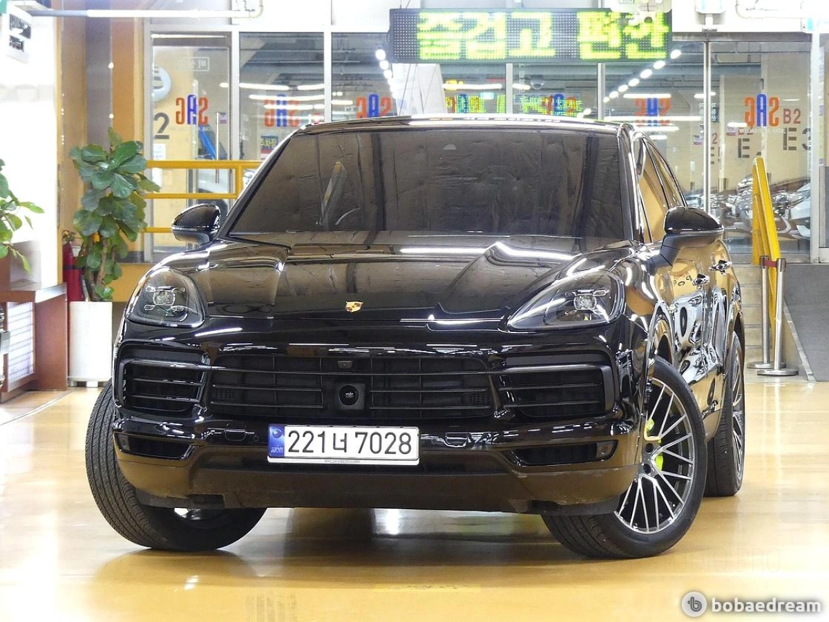 PORSCHE CAYENNE PO536